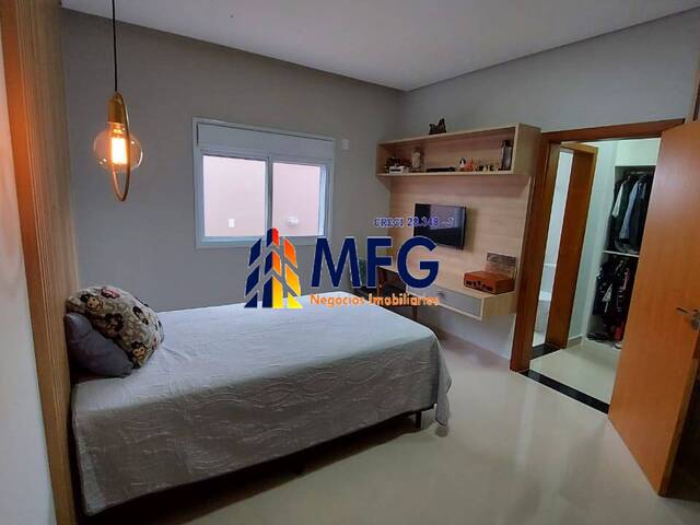 Casa em condomínio para Venda em Votorantim - 3