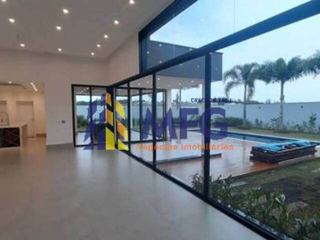 Casa em condomínio para Venda em Sorocaba - 2