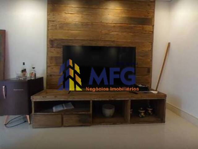 Sobrado para Venda em Sorocaba - 2