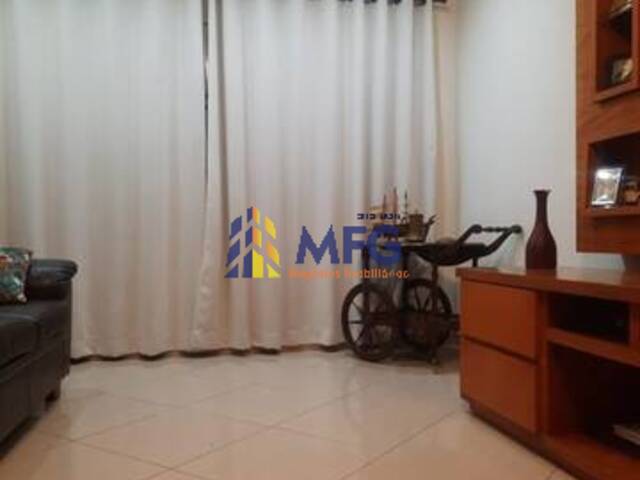 Sobrado para Venda em Sorocaba - 2