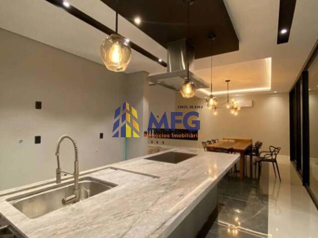 Casa em condomínio para Venda em Votorantim - 3