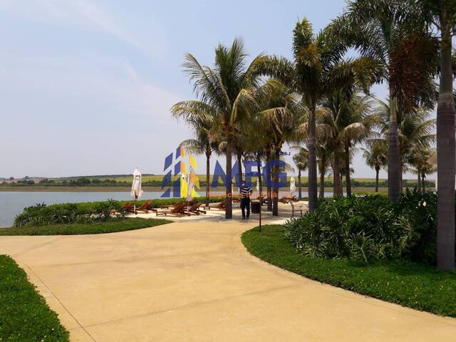 Venda em Riviera de Santa Cristina II - Itaí