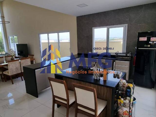 Casa em condomínio para Venda em Votorantim - 2