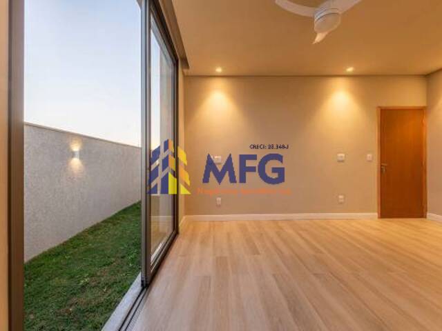 Casa em condomínio para Venda em Votorantim - 2